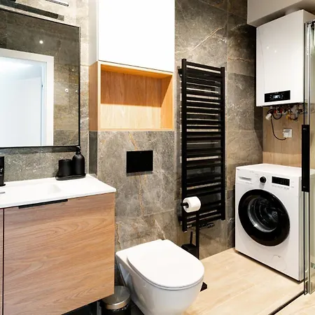 Wonder - Hillside Tuz Przy Stoku Narciarskim - Na Terenie Kompleksu Plac Zabaw I Zewnetrzna Silownia, Sklep, Parking アパート