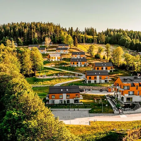 Apartment Wonder Hillside: Ski-side With Playground And Outdoor Gym
