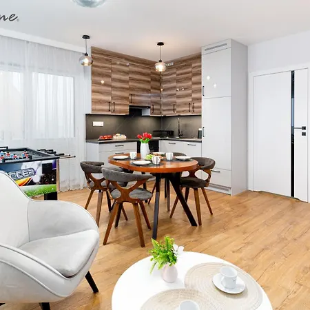 Wonder - Hillside Tuz Przy Stoku Narciarskim - Na Terenie Kompleksu Plac Zabaw I Zewnetrzna Silownia, Sklep, Parking Lejlighed